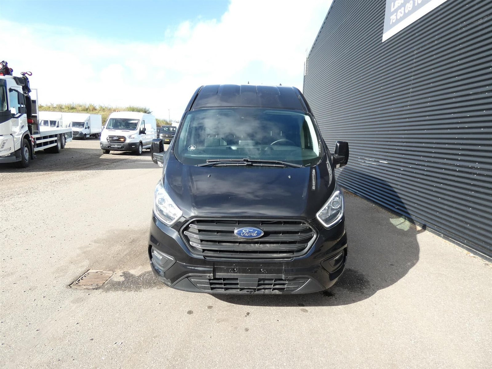 Sort Ford Transit Custom 320 L2 fra 2023