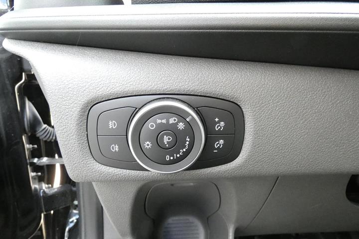 Sort Ford Transit Custom 320 L2 fra 2023