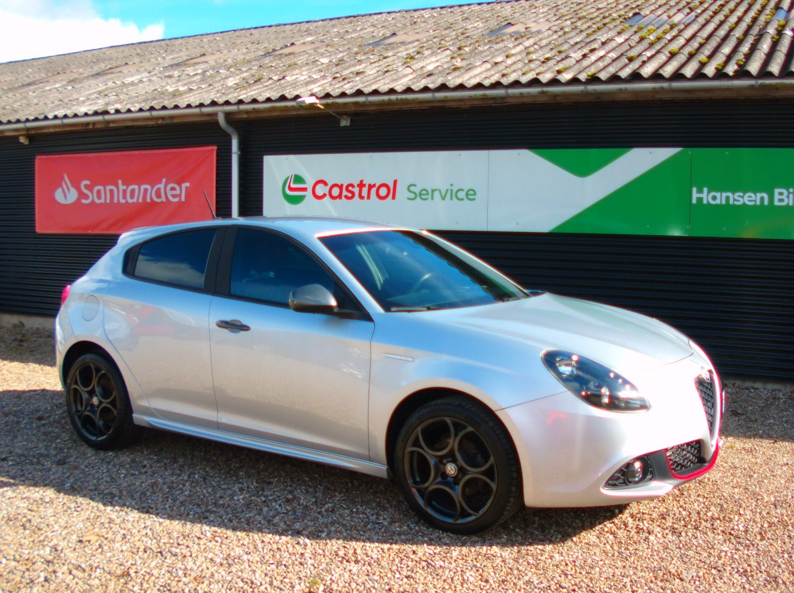 Sølv Alfa Romeo Giulietta fra 2019