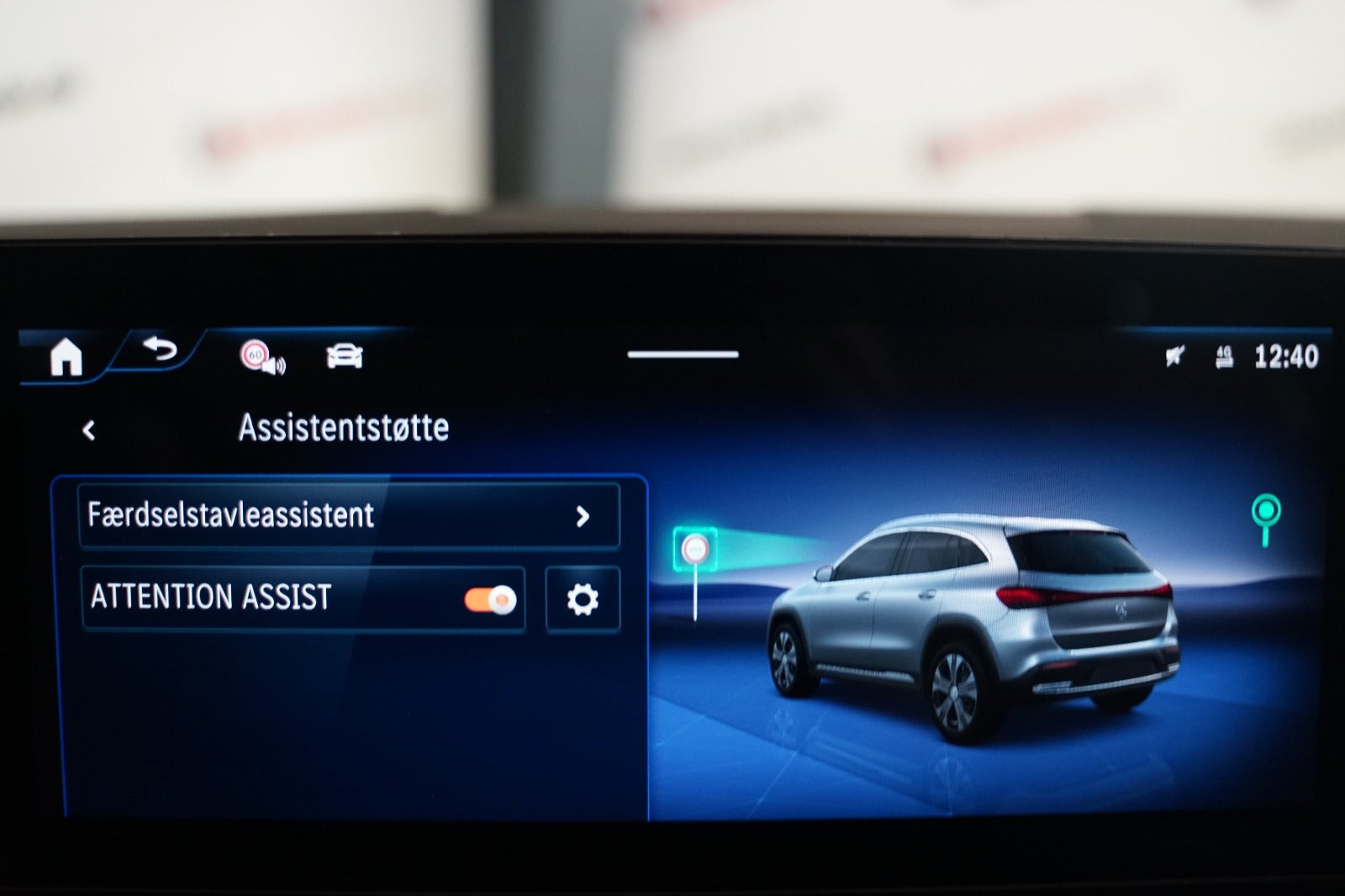 Grå Mercedes EQA250 fra 2025
