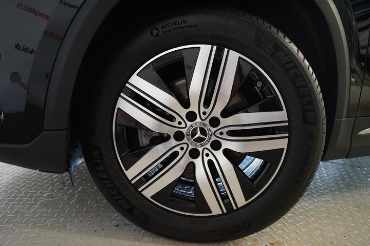 Sort Mercedes EQA250+ fra 2025