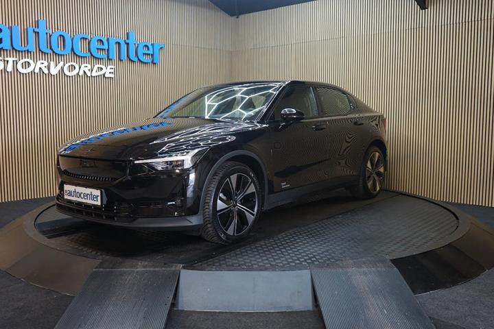 Sort Polestar 2 fra 2024