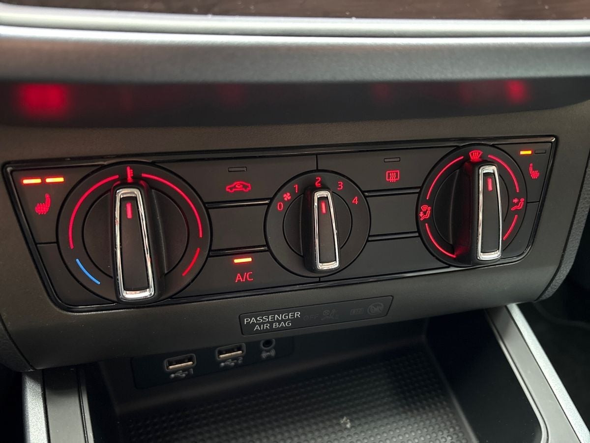 Grå Seat Arona fra 2018