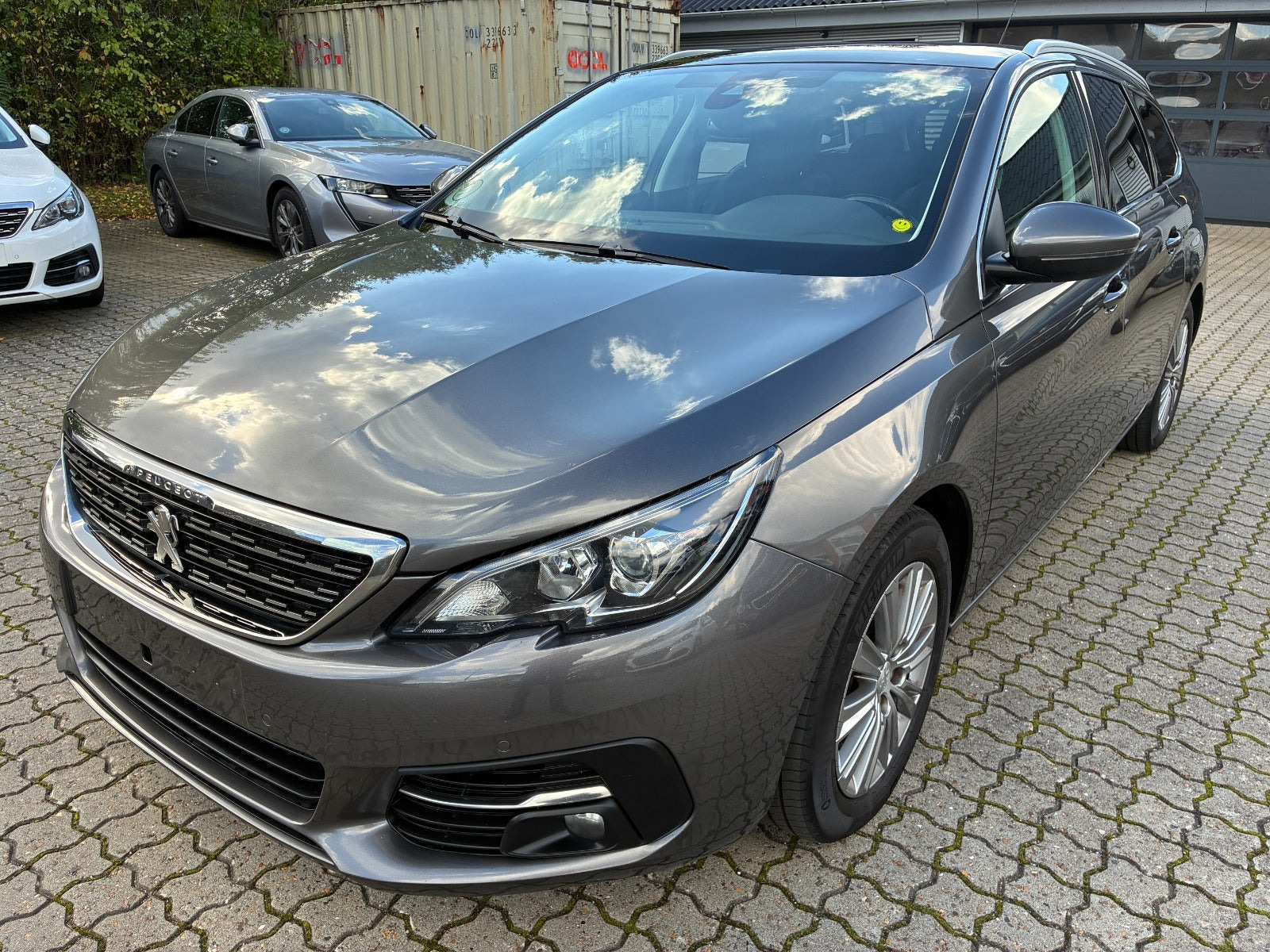 Peugeot 308 1,6 BlueHDi 120 Selection Sky SW