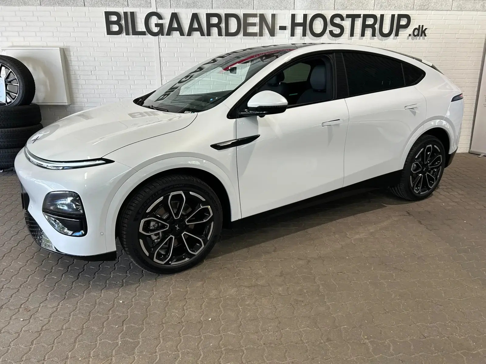 Hvid Xpeng G6 fra 2026