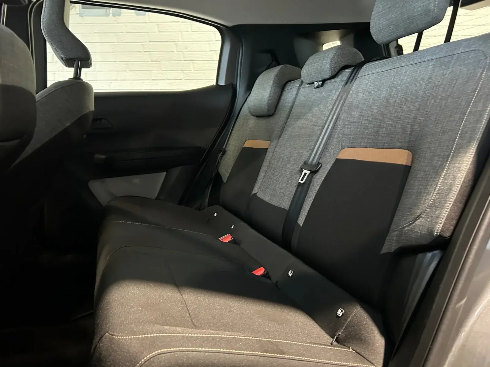 Sort Citroën e-C3 Aircross fra 2025