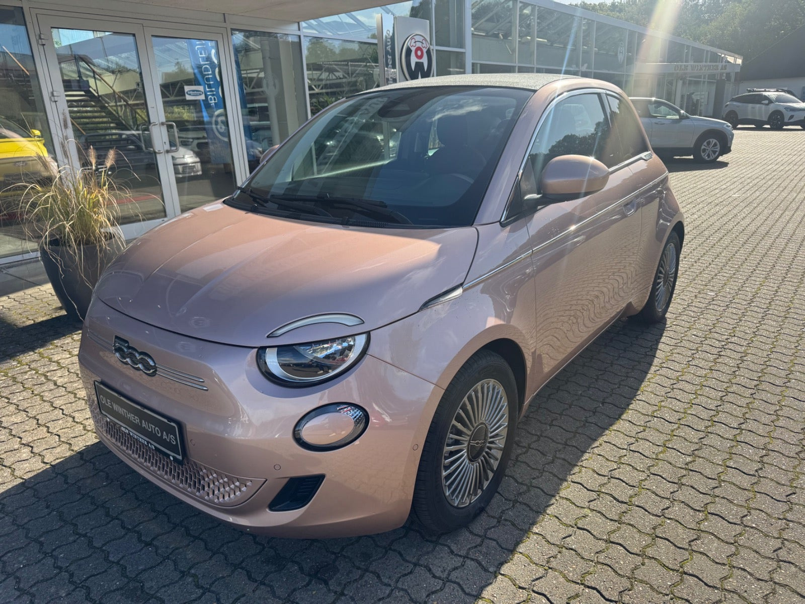 Fiat 500e 42 Icon Cabrio