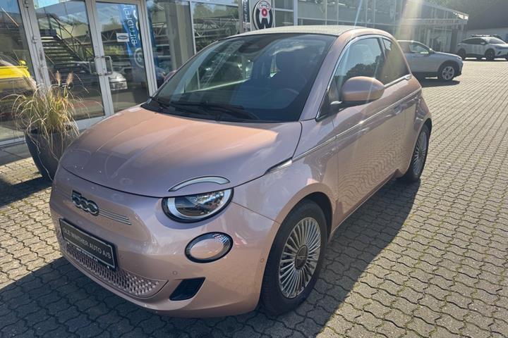 undefined Fiat 500e fra 2024 set udefra
