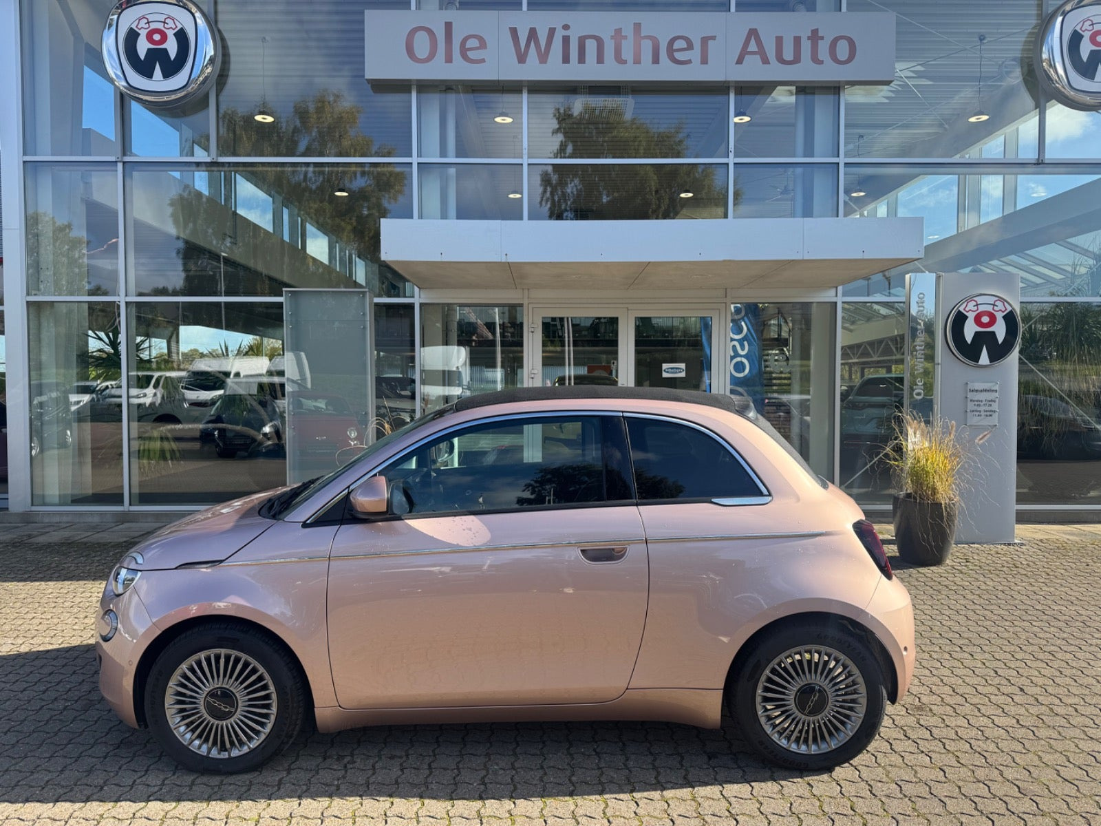 undefined Fiat 500e fra 2024