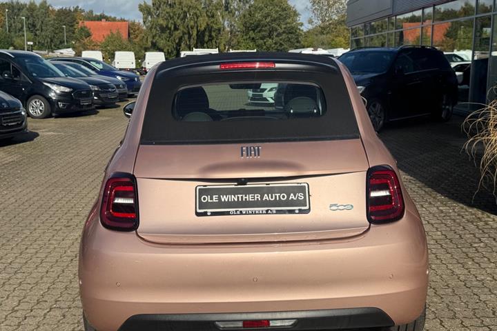 undefined Fiat 500e fra 2024