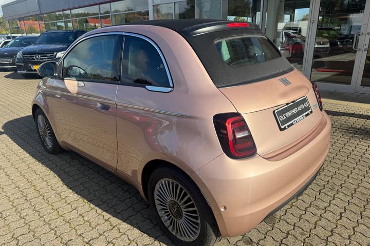 undefined Fiat 500e fra 2024