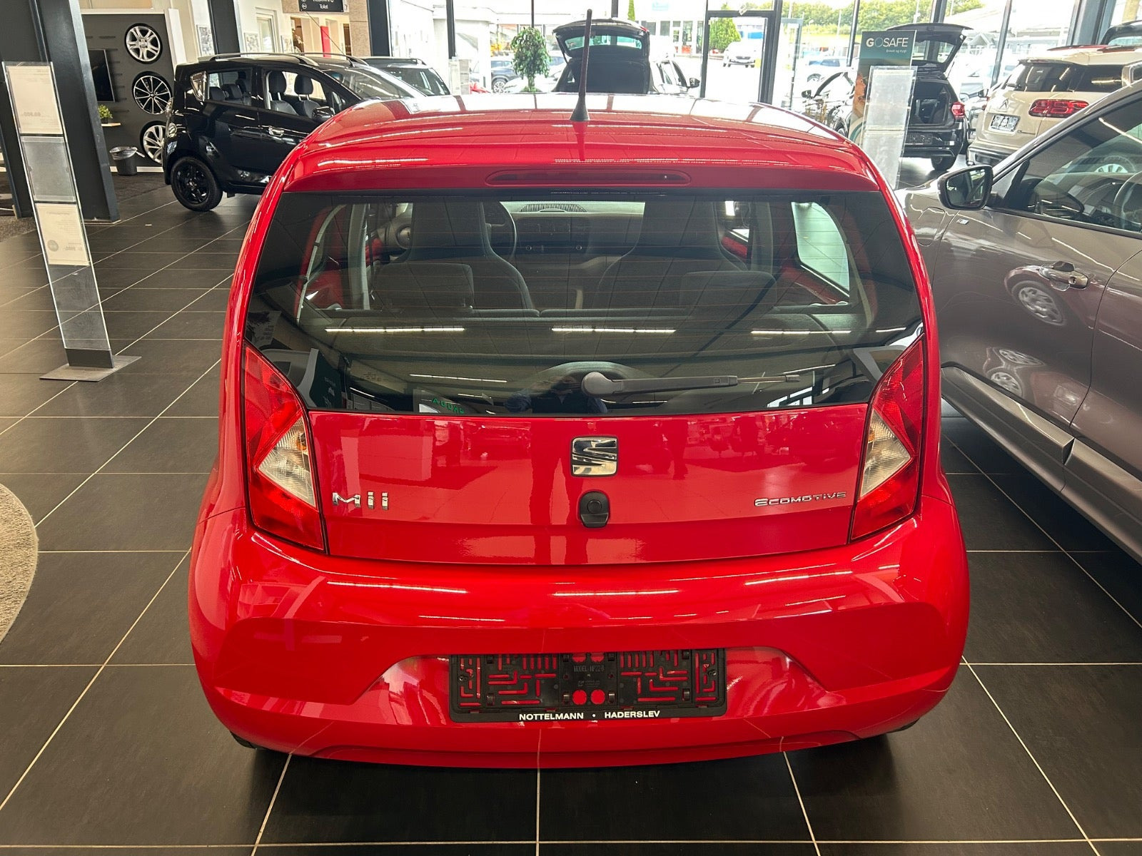 Rød Seat Mii fra 2016