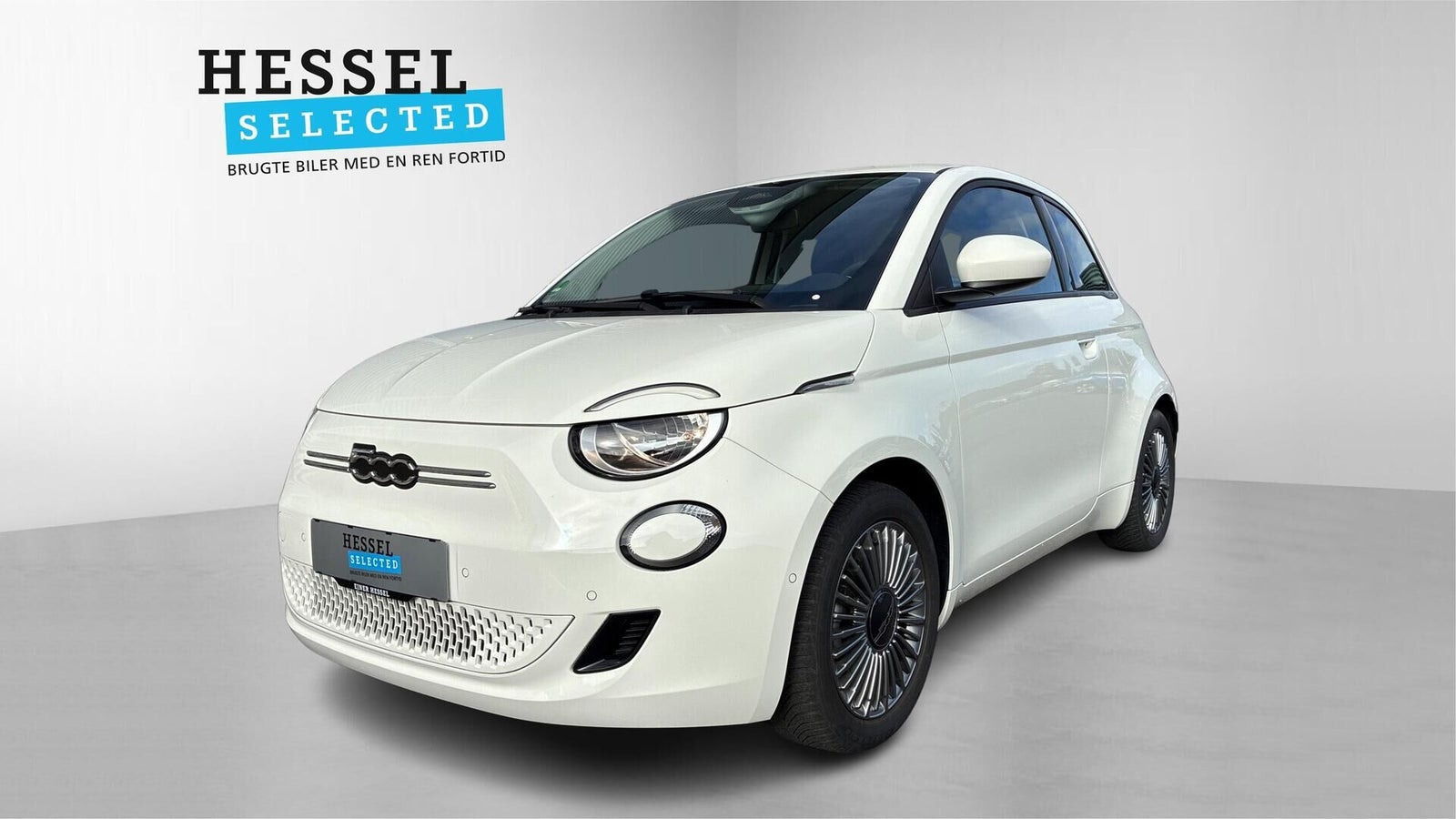 Hvid Fiat 500e fra 2024