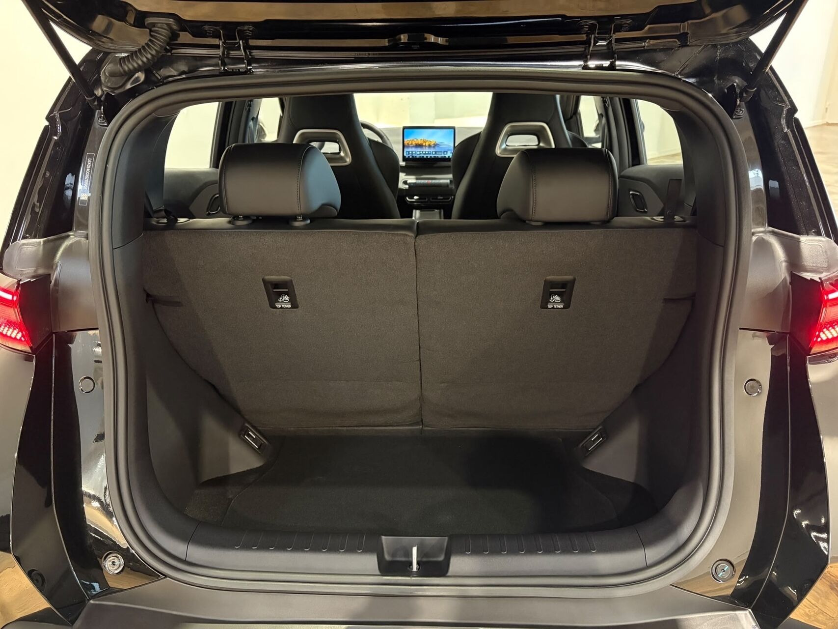 Sort BYD Dolphin Surf fra 2025
