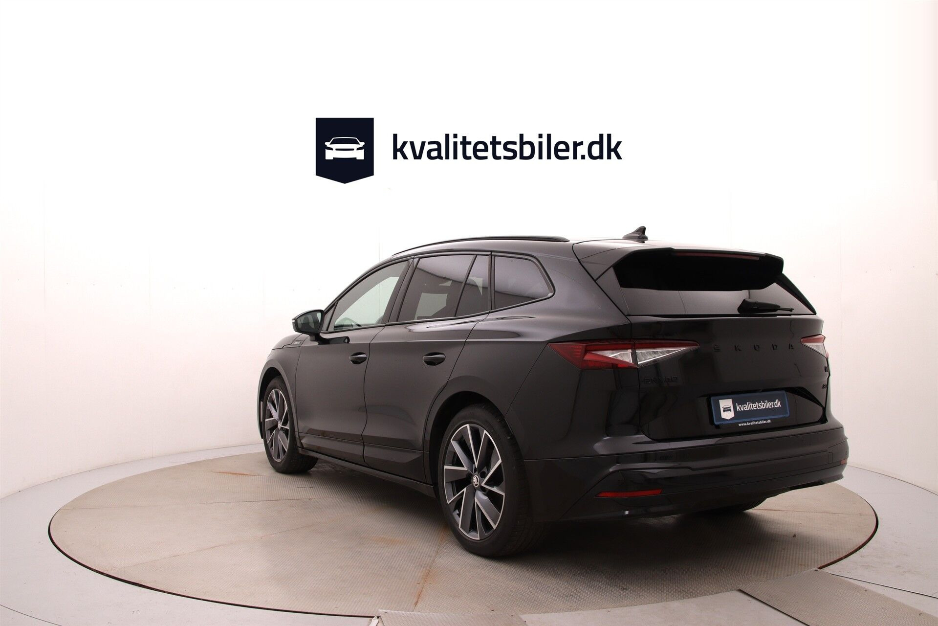Sort Skoda Enyaq fra 2023