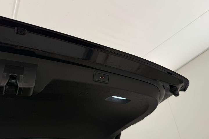 Sort Skoda Enyaq fra 2023