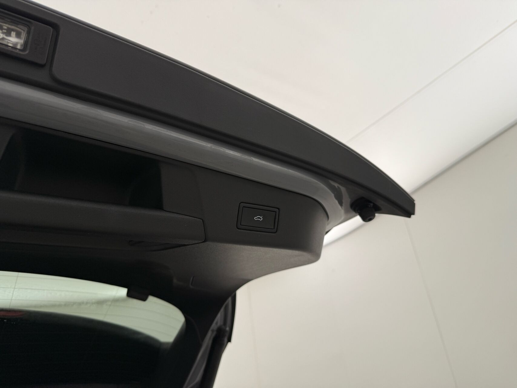 Grå VW ID.4 fra 2022