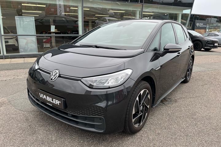 Grå VW ID.3 fra 2021 set udefra