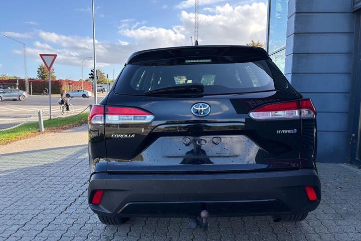 Sort Toyota Corolla Cross fra 2022