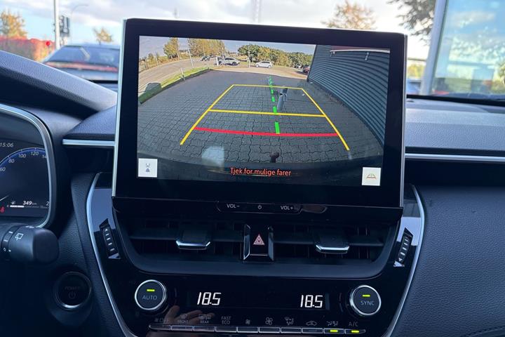 Sort Toyota Corolla Cross fra 2022