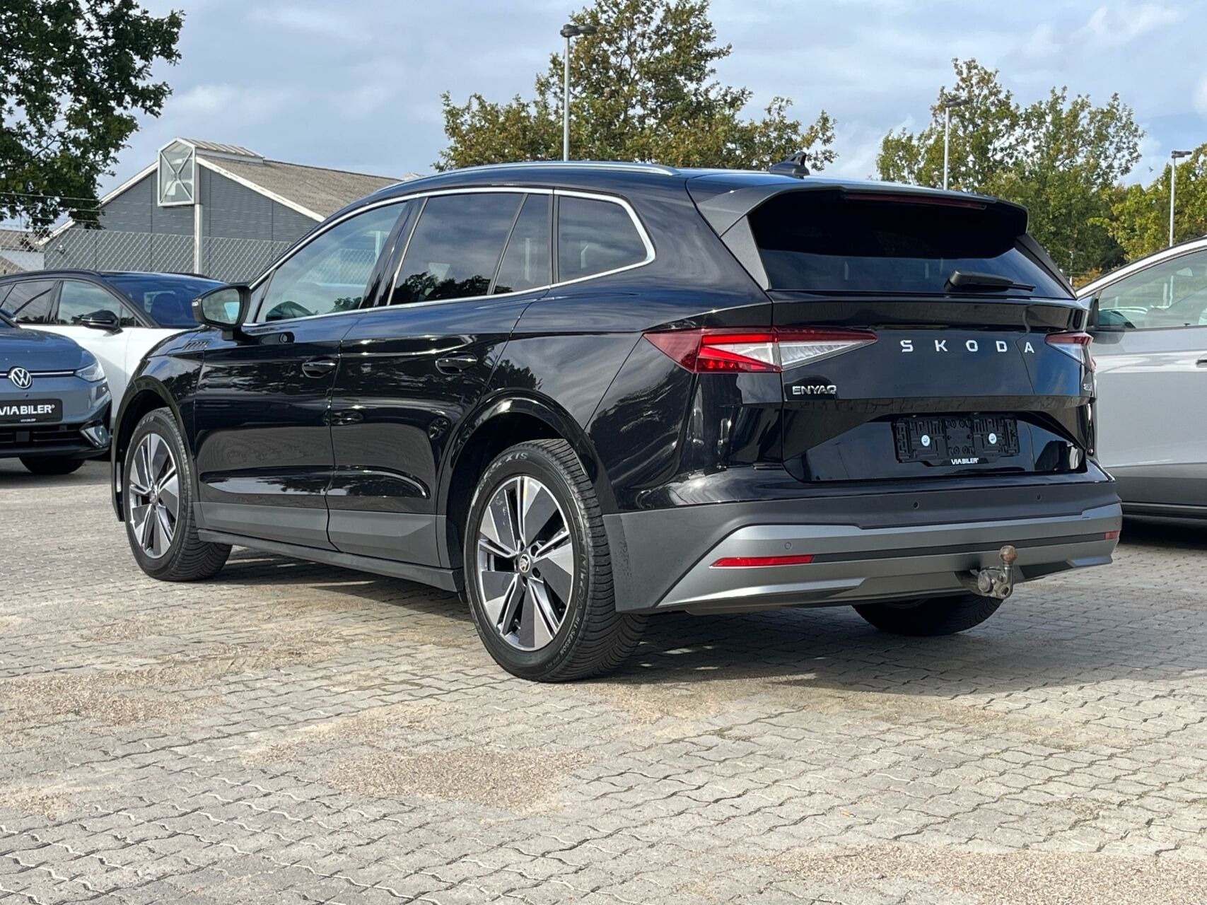 Sort Skoda Enyaq fra 2025
