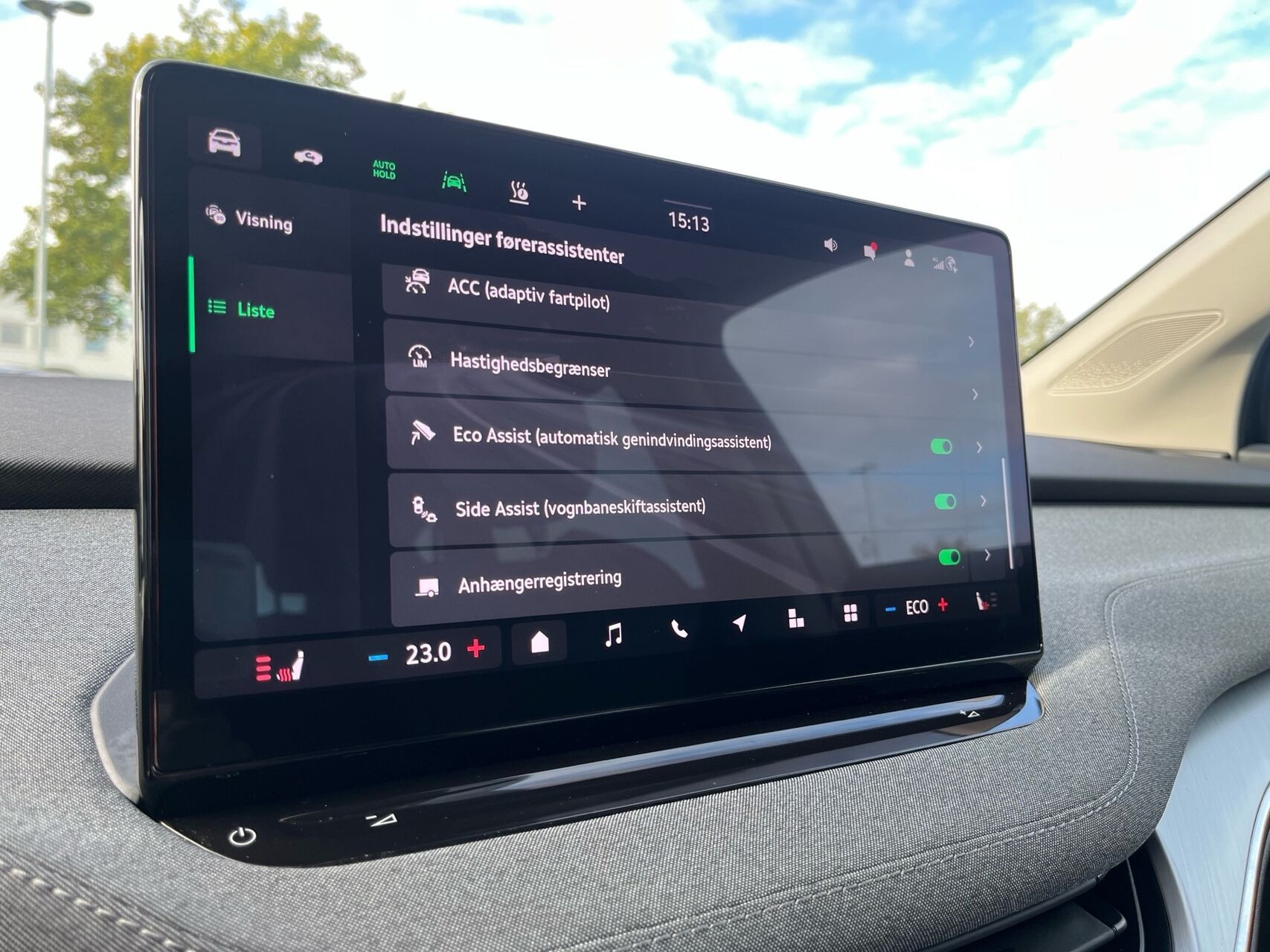 Sort Skoda Enyaq fra 2025