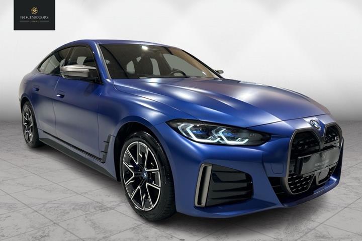 Blå BMW i4 fra 2022