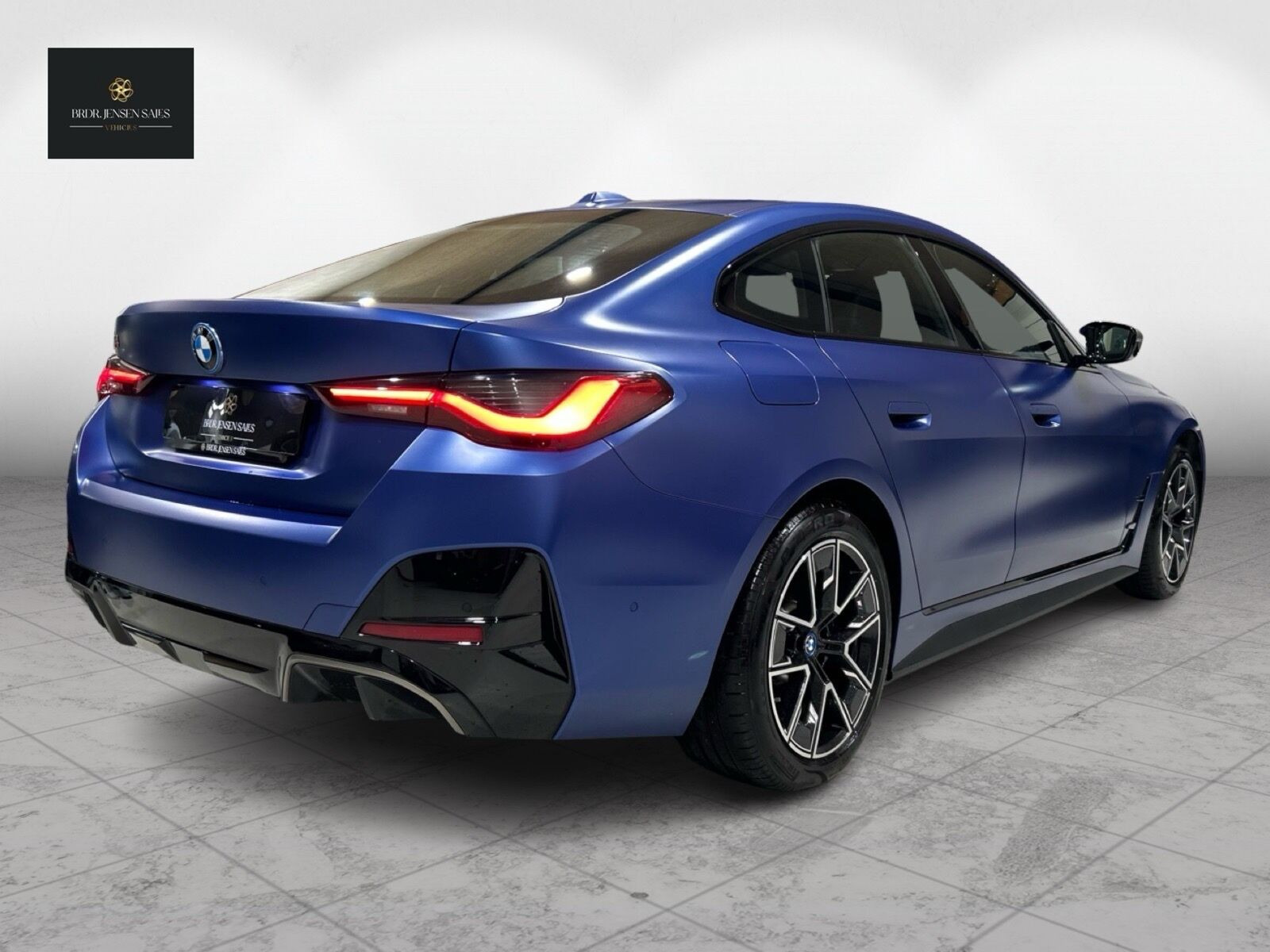 Blå BMW i4 fra 2022