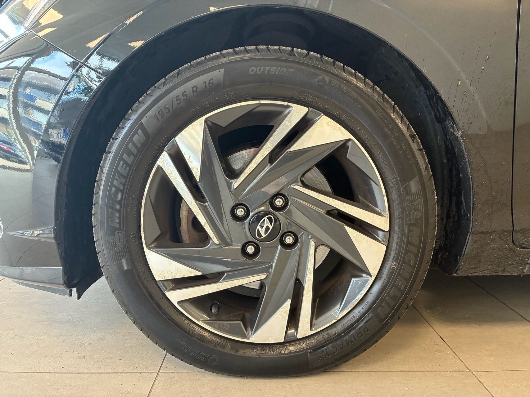 Sort Hyundai i20 fra 2022