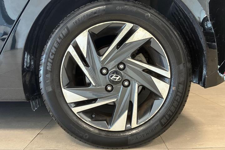 Sort Hyundai i20 fra 2022