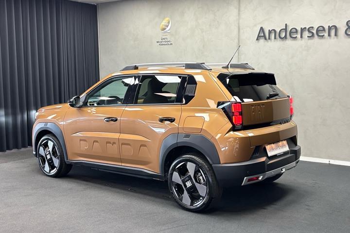 Bronze Fiat Grande Panda fra 2025