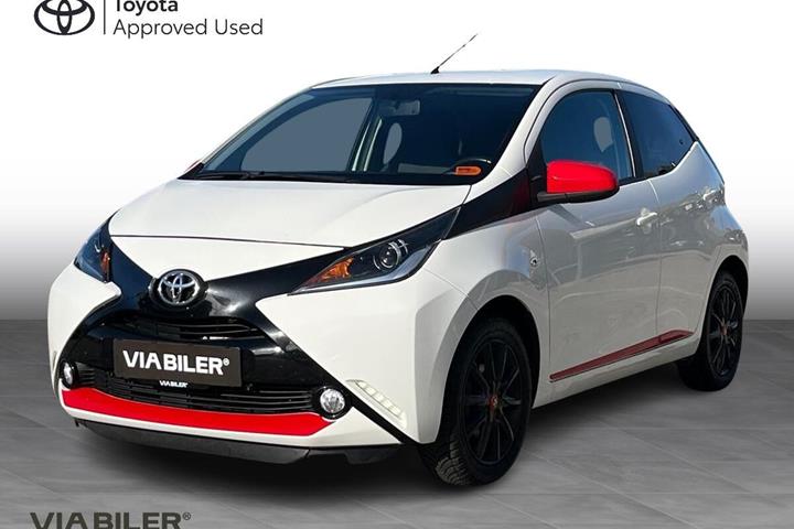 Hvid Toyota Aygo fra 2016