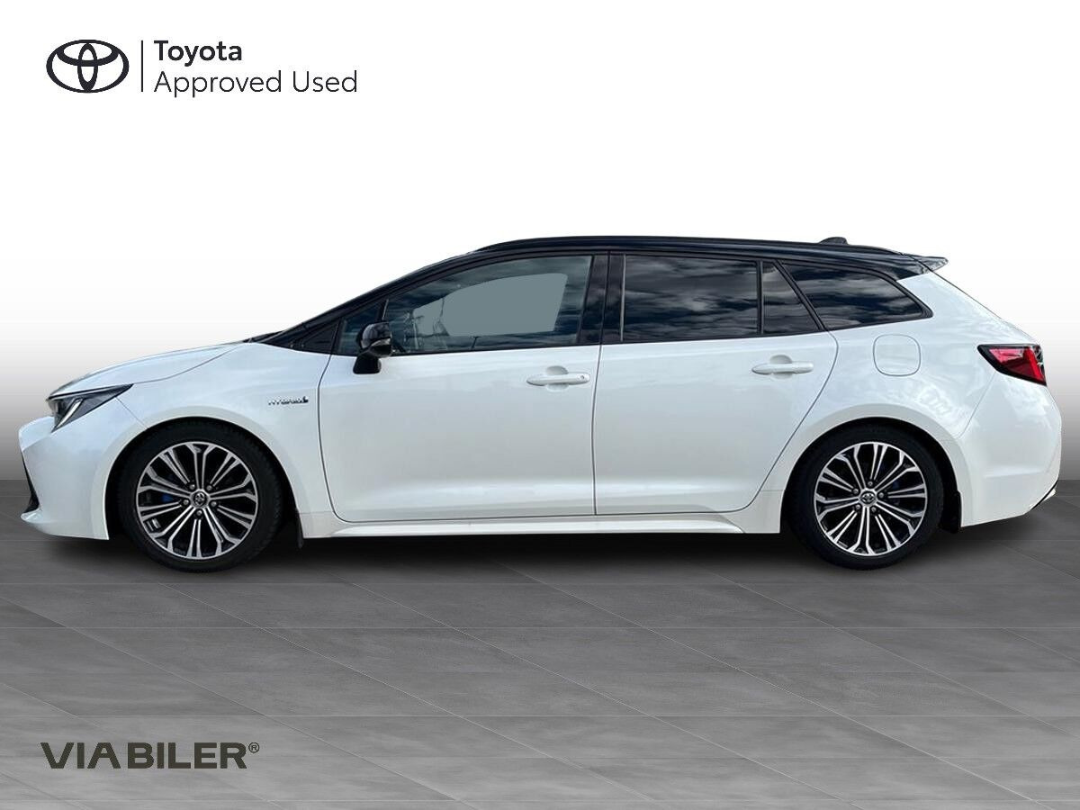 Hvid Toyota Corolla fra 2019