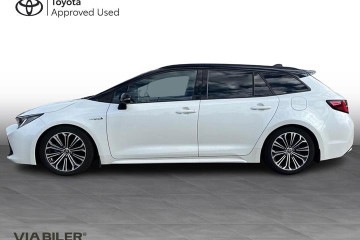 Hvid Toyota Corolla fra 2019