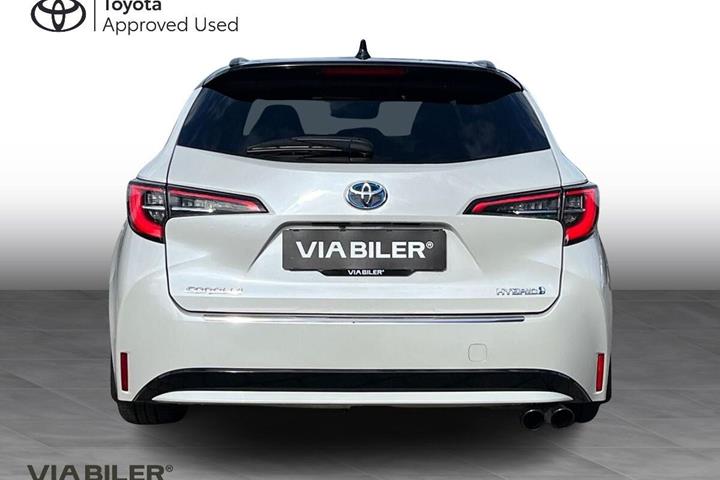 Hvid Toyota Corolla fra 2019