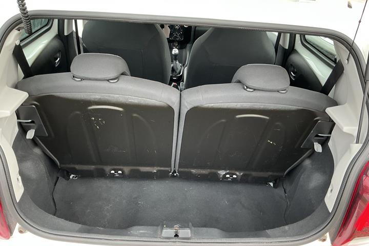 Hvid Peugeot 108 fra 2017