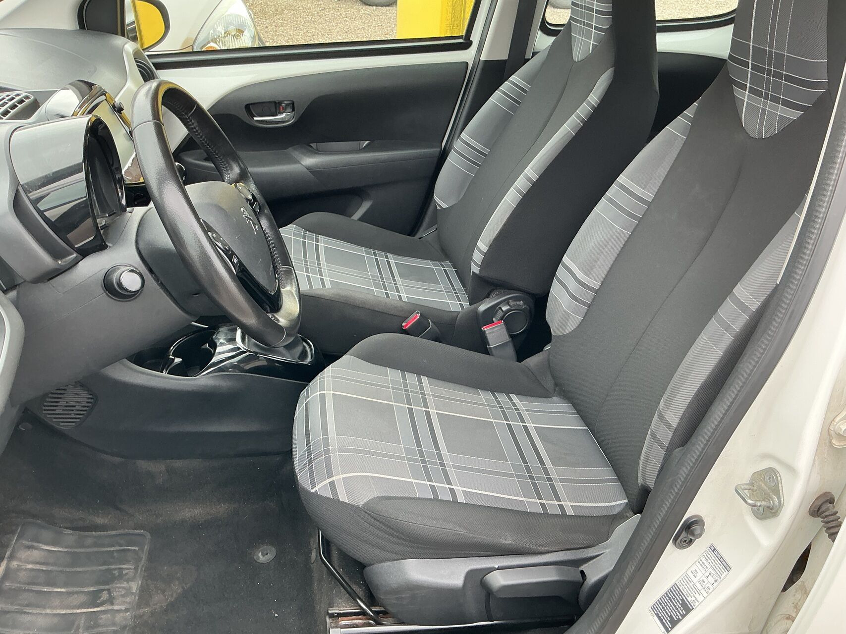 Hvid Peugeot 108 fra 2017