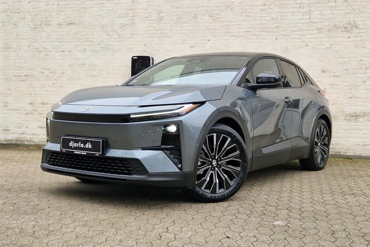 Sort Toyota C-HR+ fra 2026