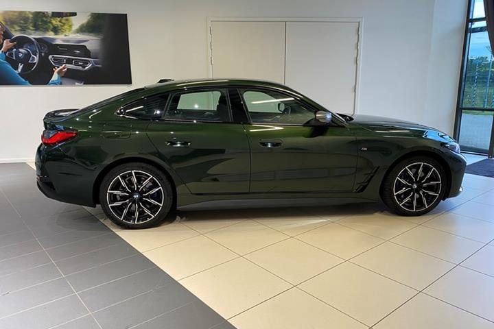undefined BMW i4 fra 2024