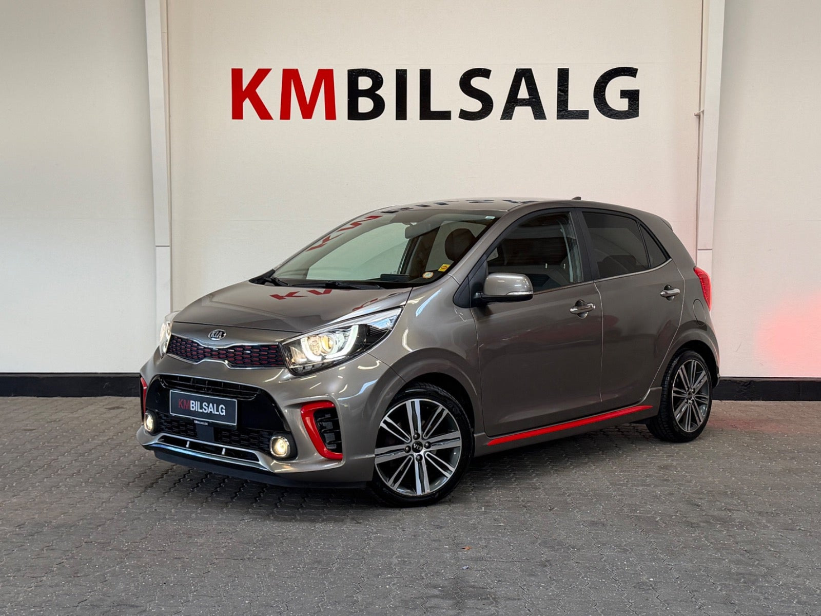 Grå Kia Picanto fra 2018