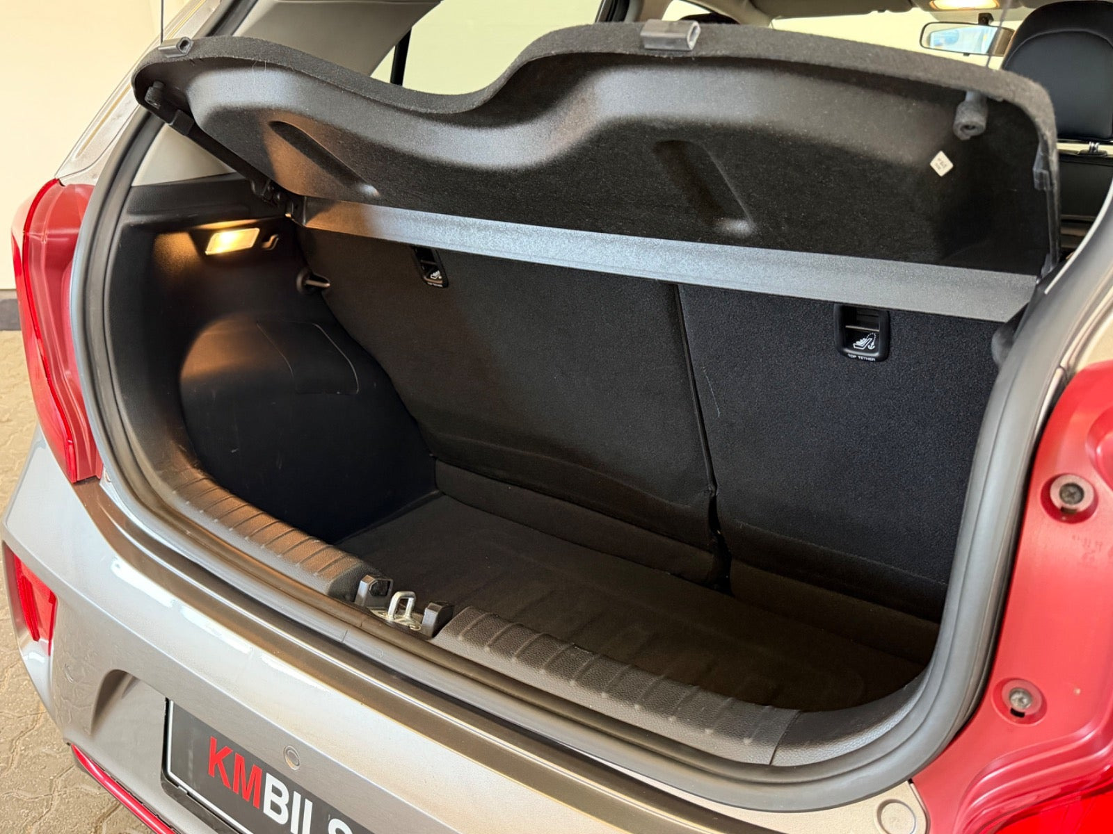 Grå Kia Picanto fra 2018