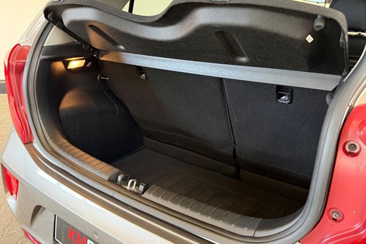 Grå Kia Picanto fra 2018