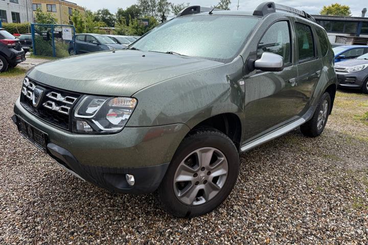Grøn Dacia Duster fra 2015