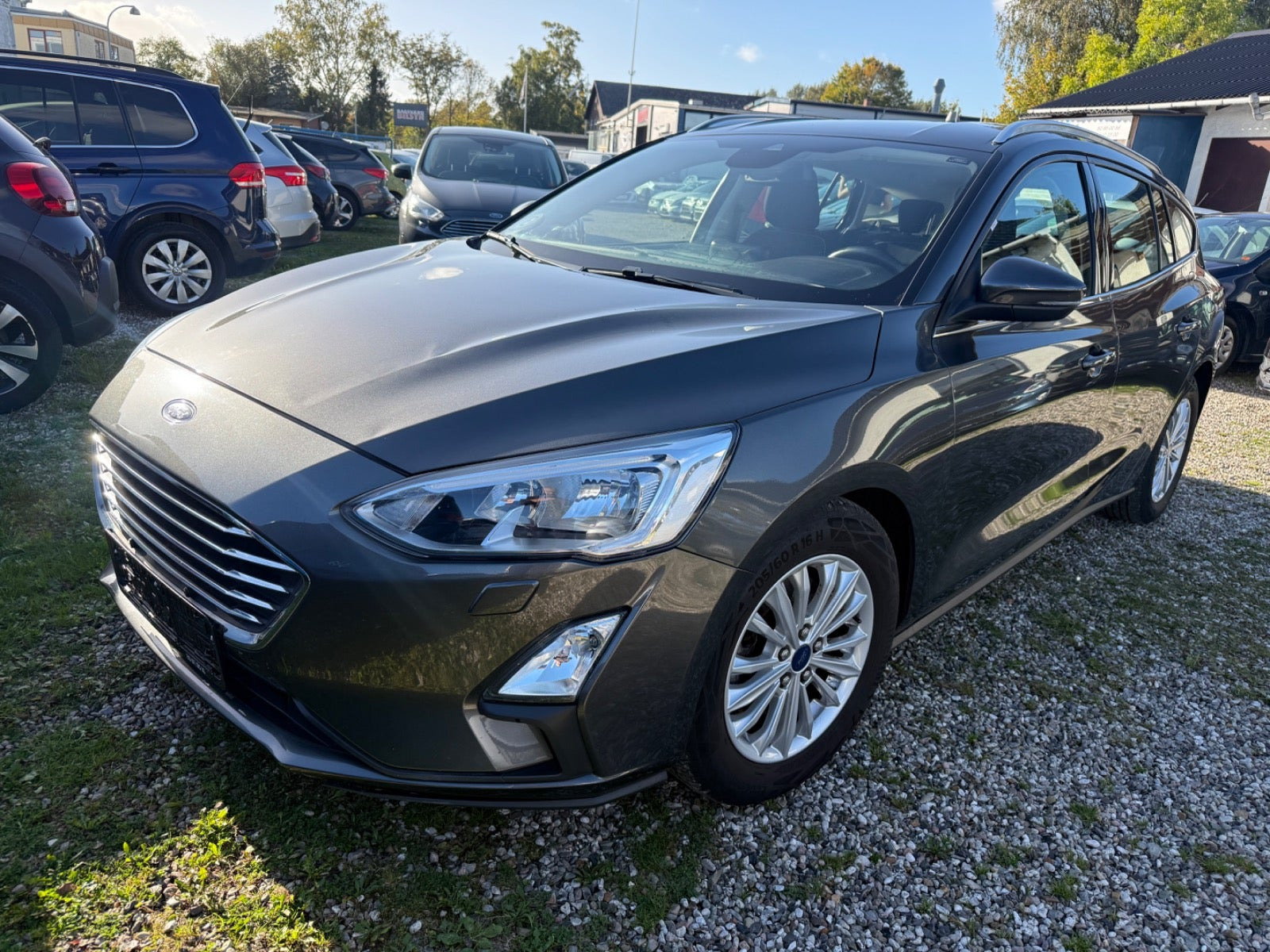 Ford Focus 1,0 EcoBoost Titanium Business stc.
