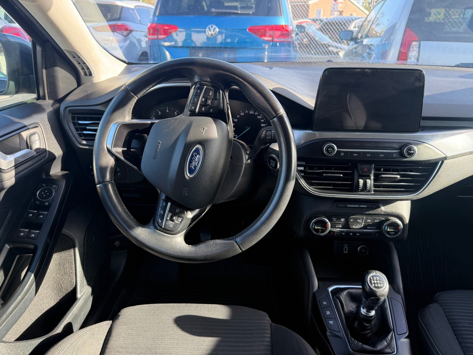 Grå Ford Focus fra 2019