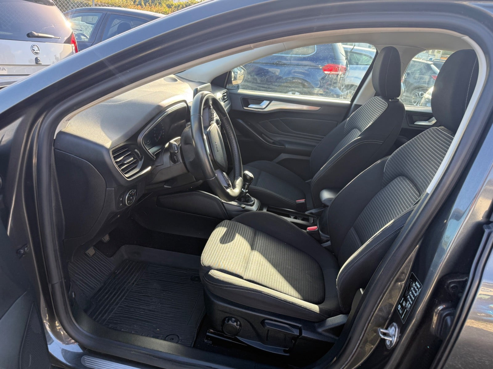 Grå Ford Focus fra 2019