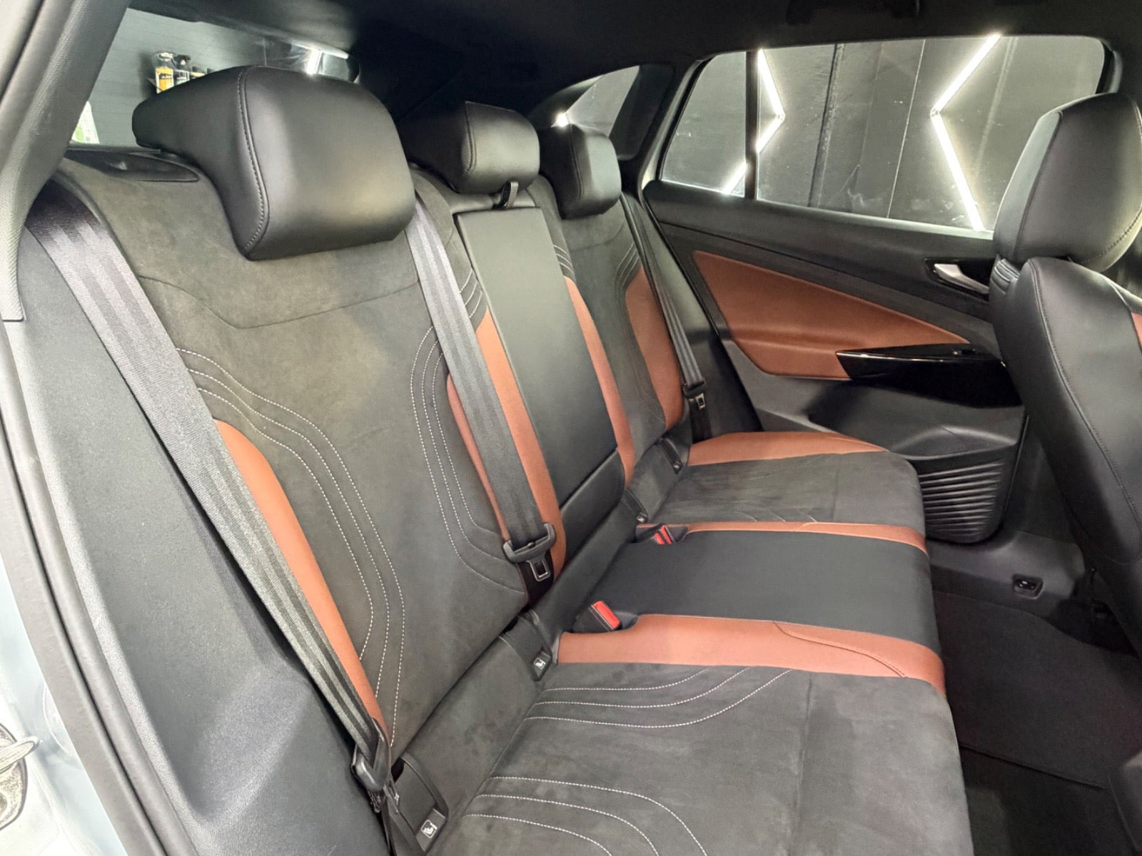Brun VW ID.4 fra 2021