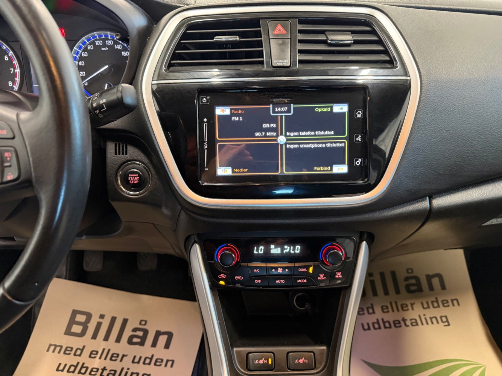 Hvid Suzuki S-Cross fra 2016