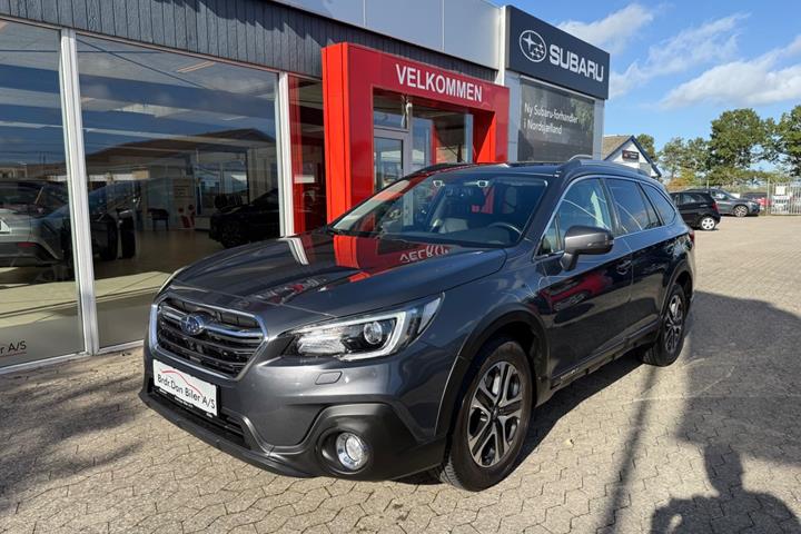 Grå Subaru Outback fra 2020