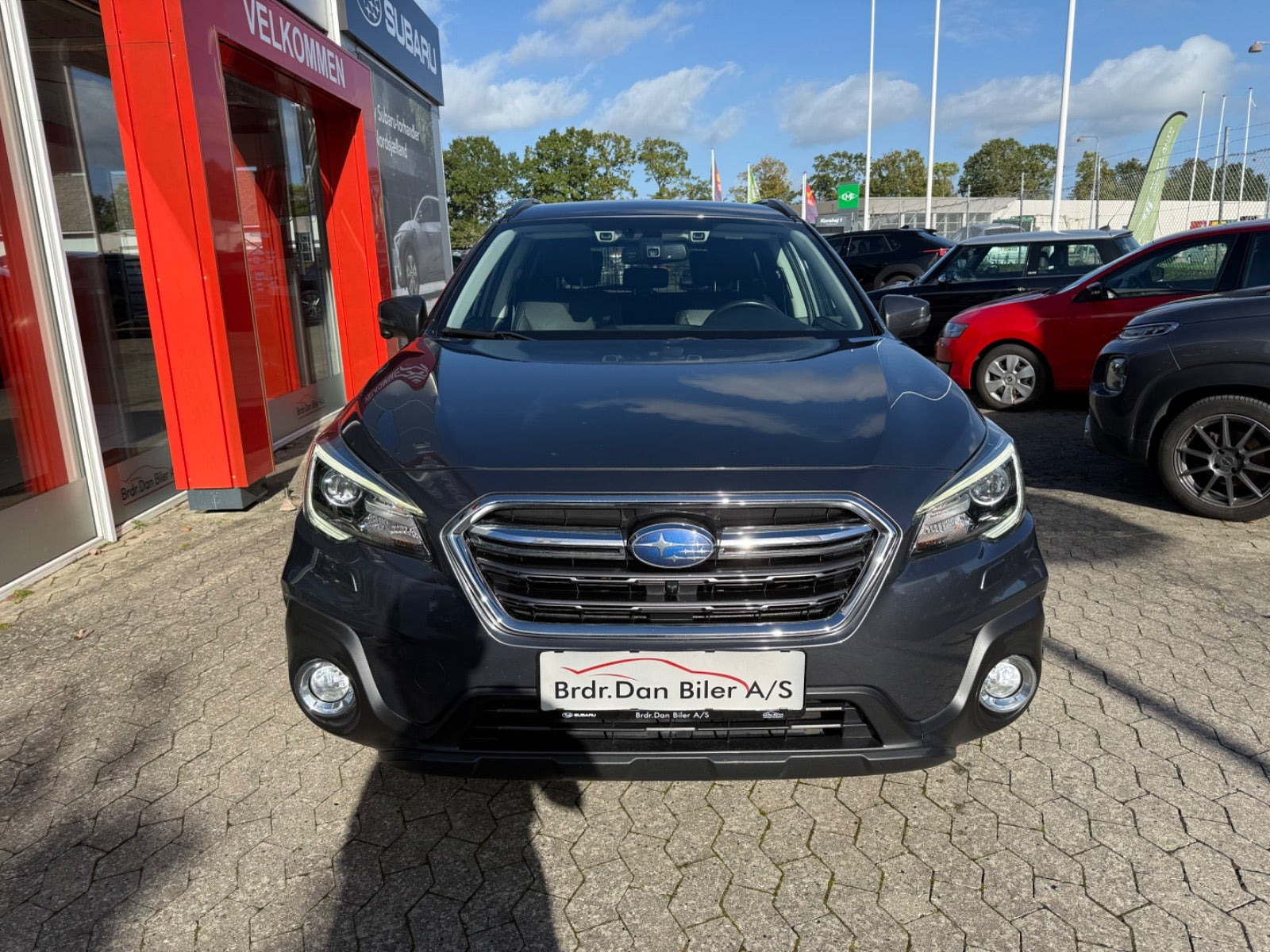 Grå Subaru Outback fra 2020